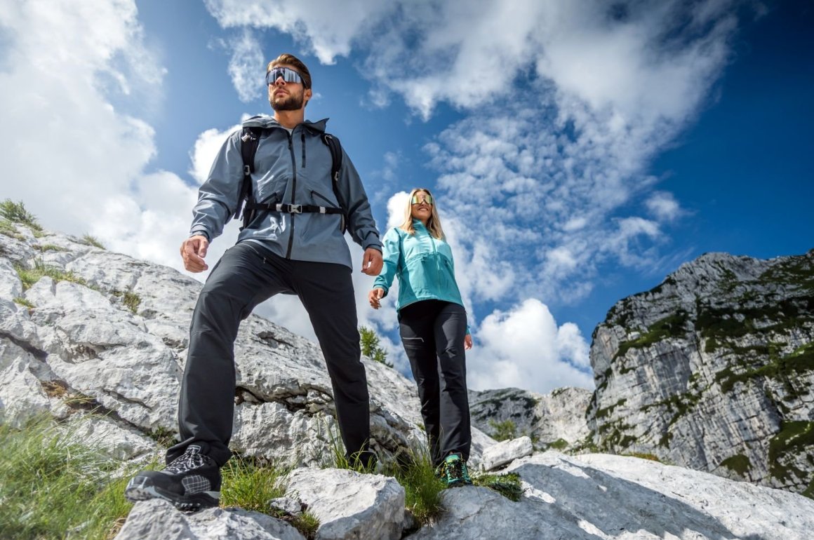Outdoorové boty na výlet: Jak vybrat ty pravé